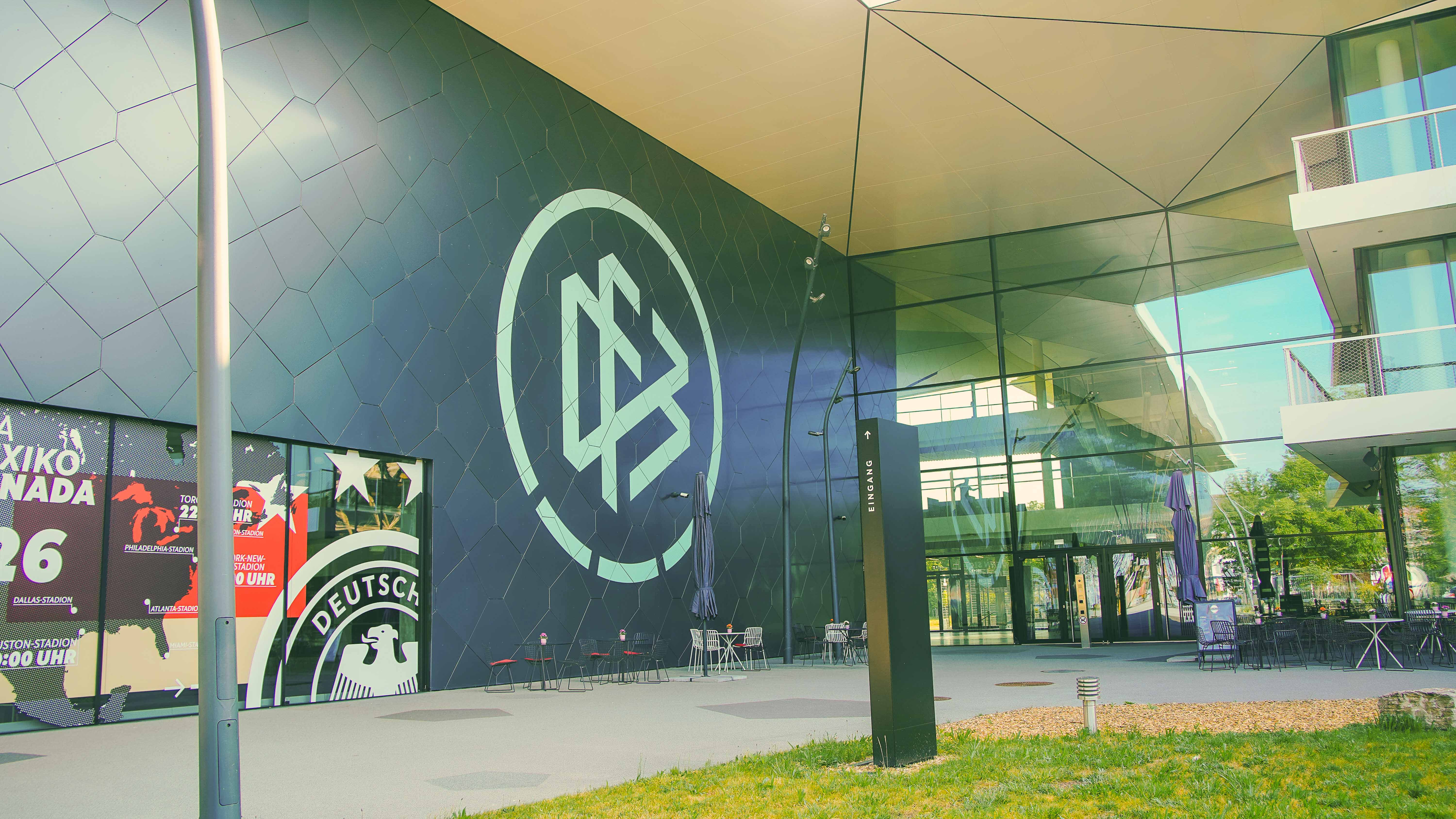 06 © 41Campus