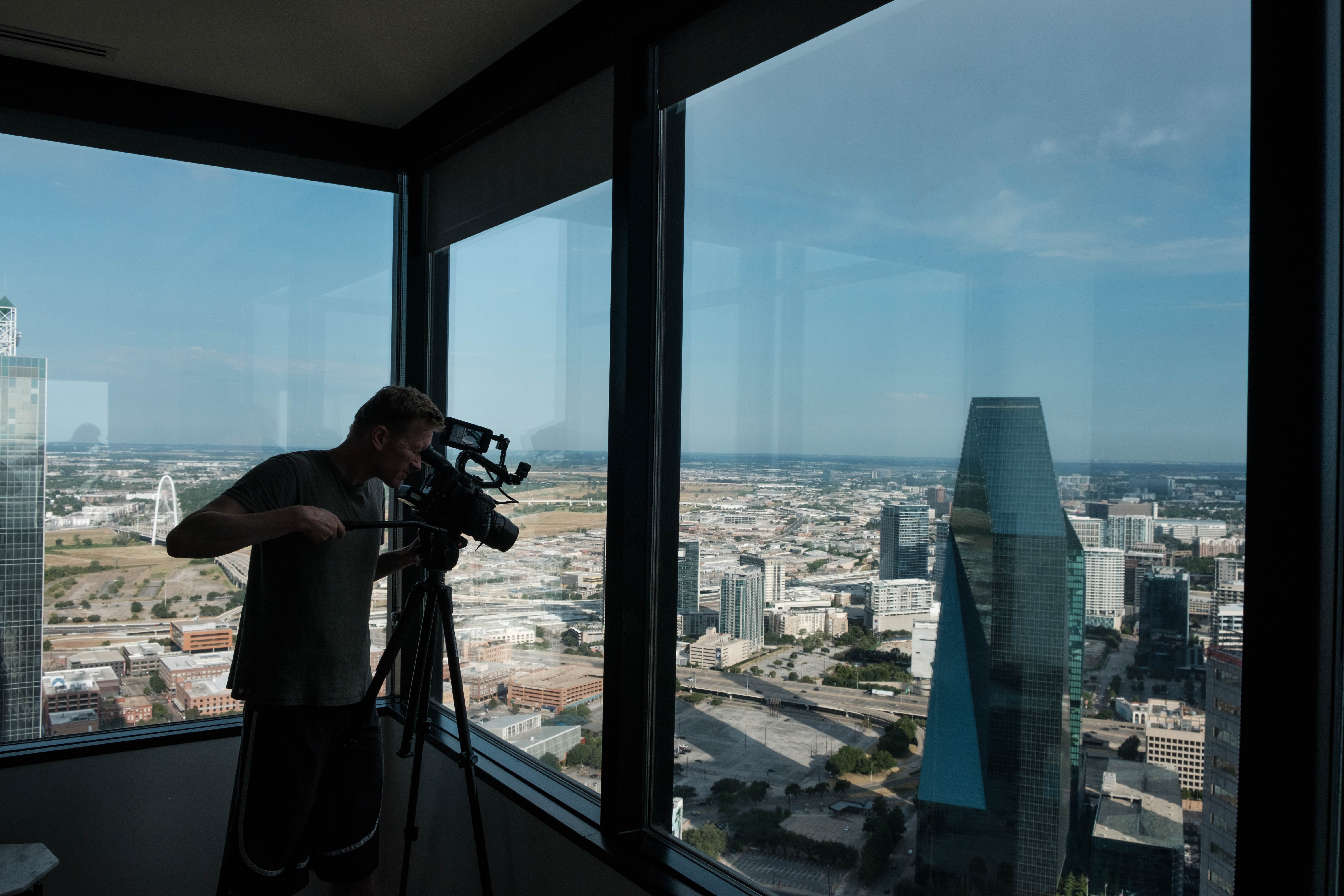 Über den Dächern von Dallas © Tobias Schnettler / Fortyone